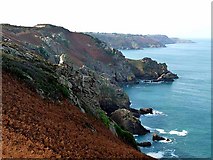 WV5955 : Cliff scenery to the east of La GrÃÂ¨ve de Lecq by Oliver Dixon